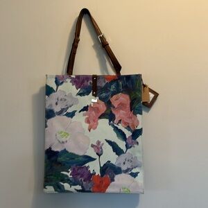 Disney 1916 bag with flowers